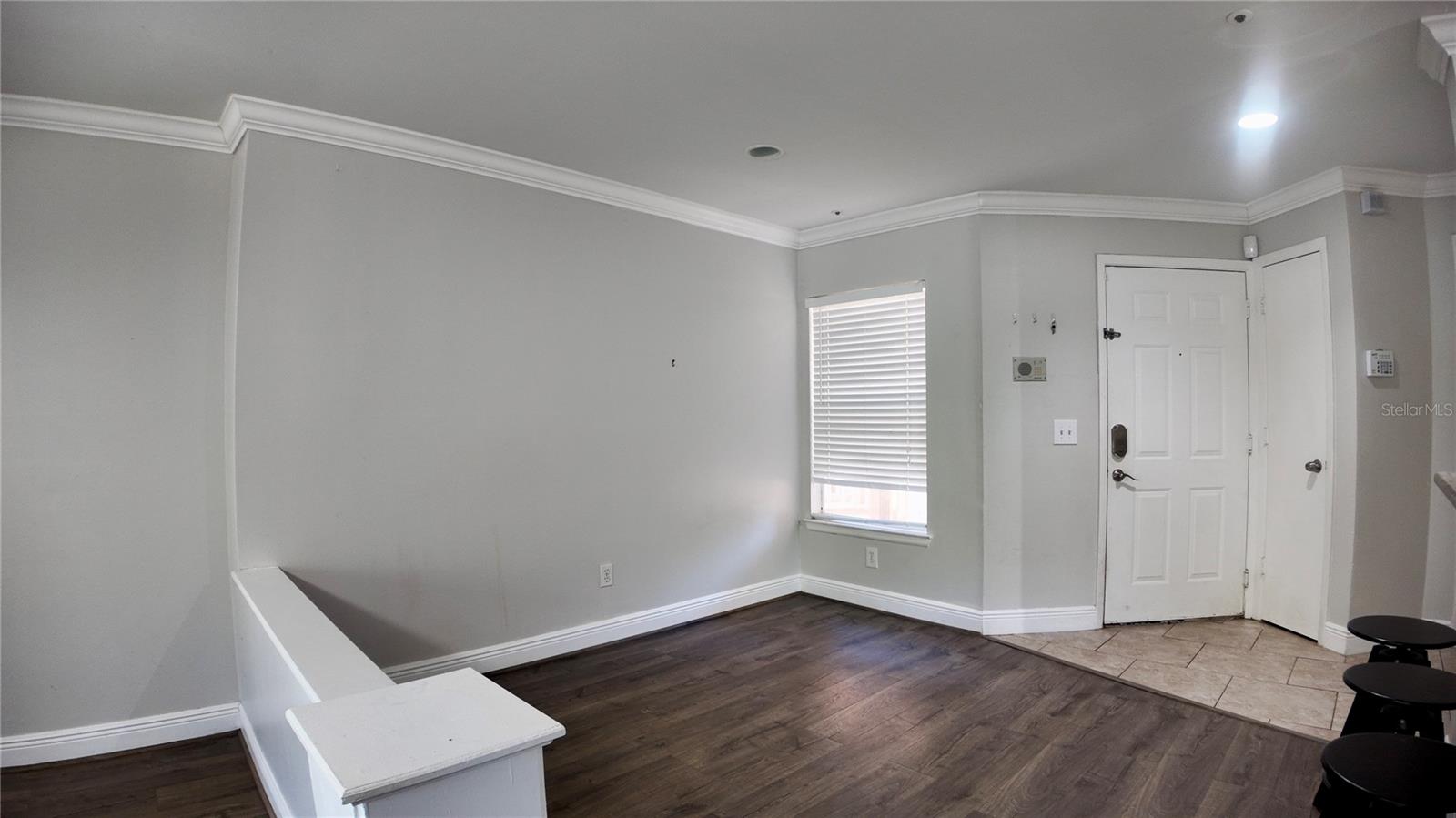 Image 7 of 22 For 486 Pin Oak Place 202