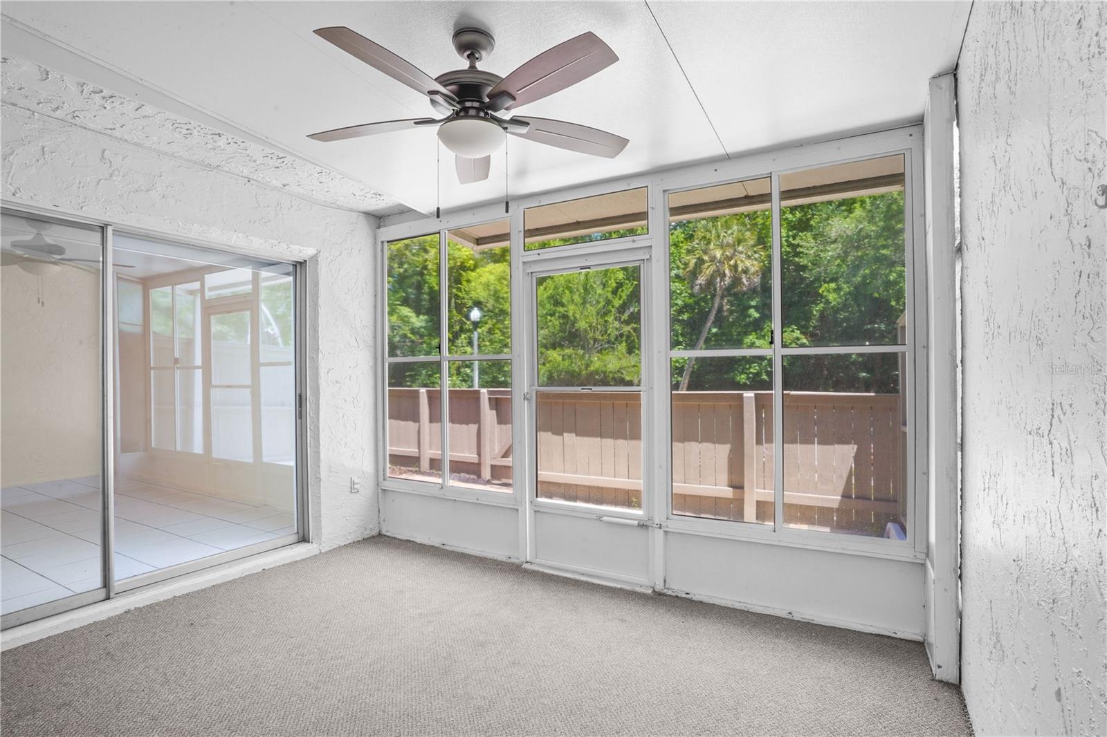 Image 22 of 44 For 704 Glasgow Court 704