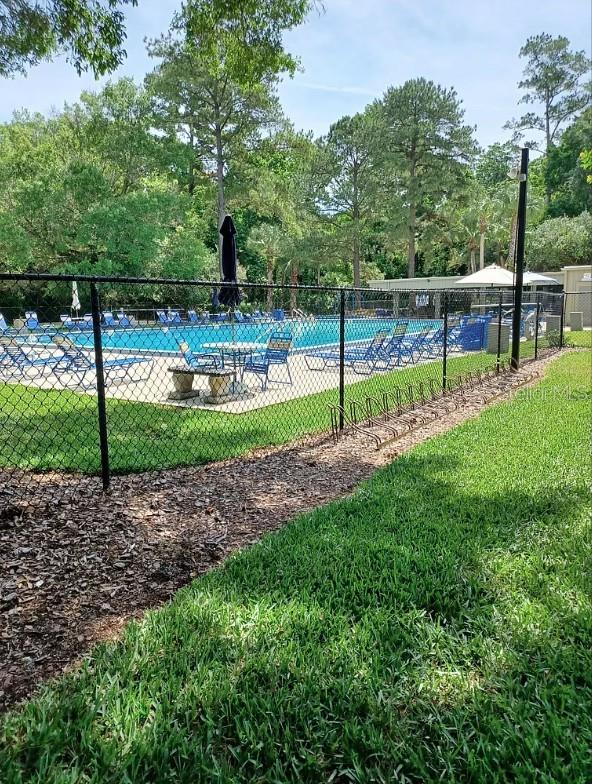 Image 43 of 44 For 704 Glasgow Court 704