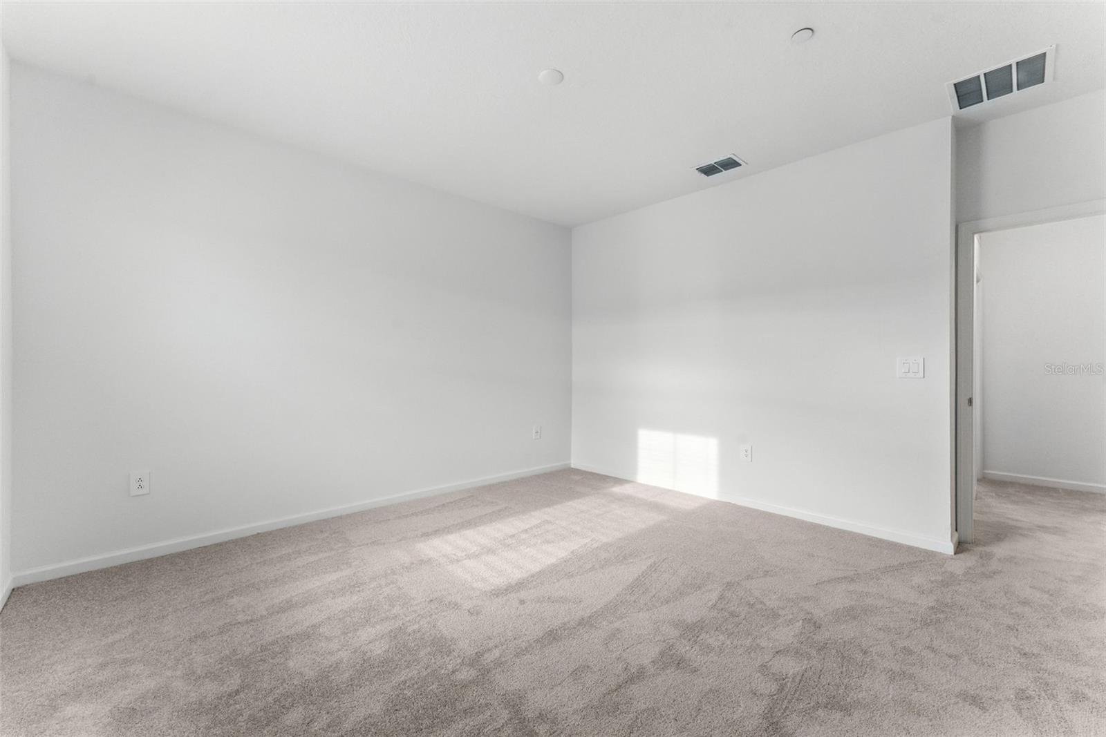 Image 22 of 30 For 2341 White Buffalo Street