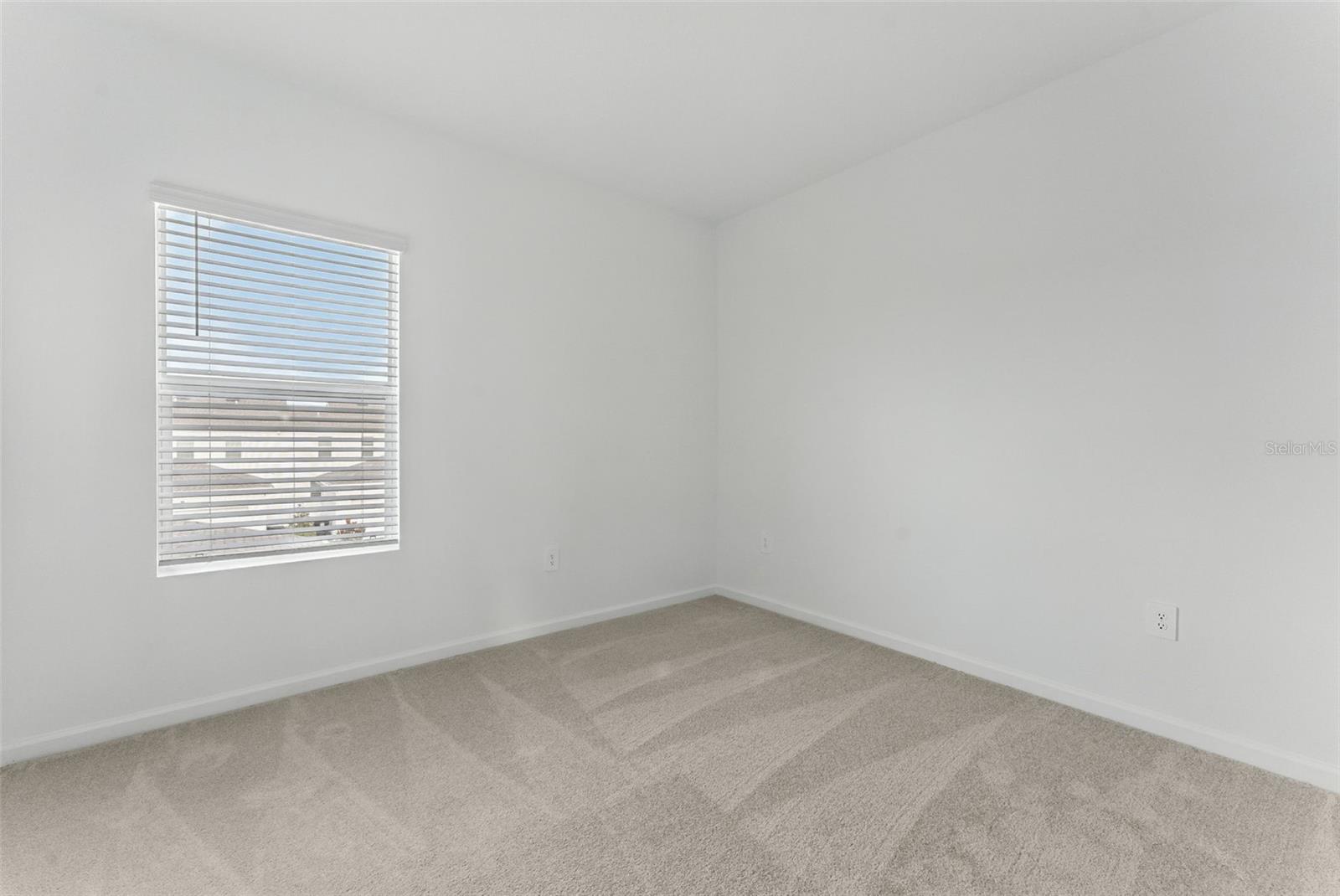 Image 25 of 30 For 2341 White Buffalo Street