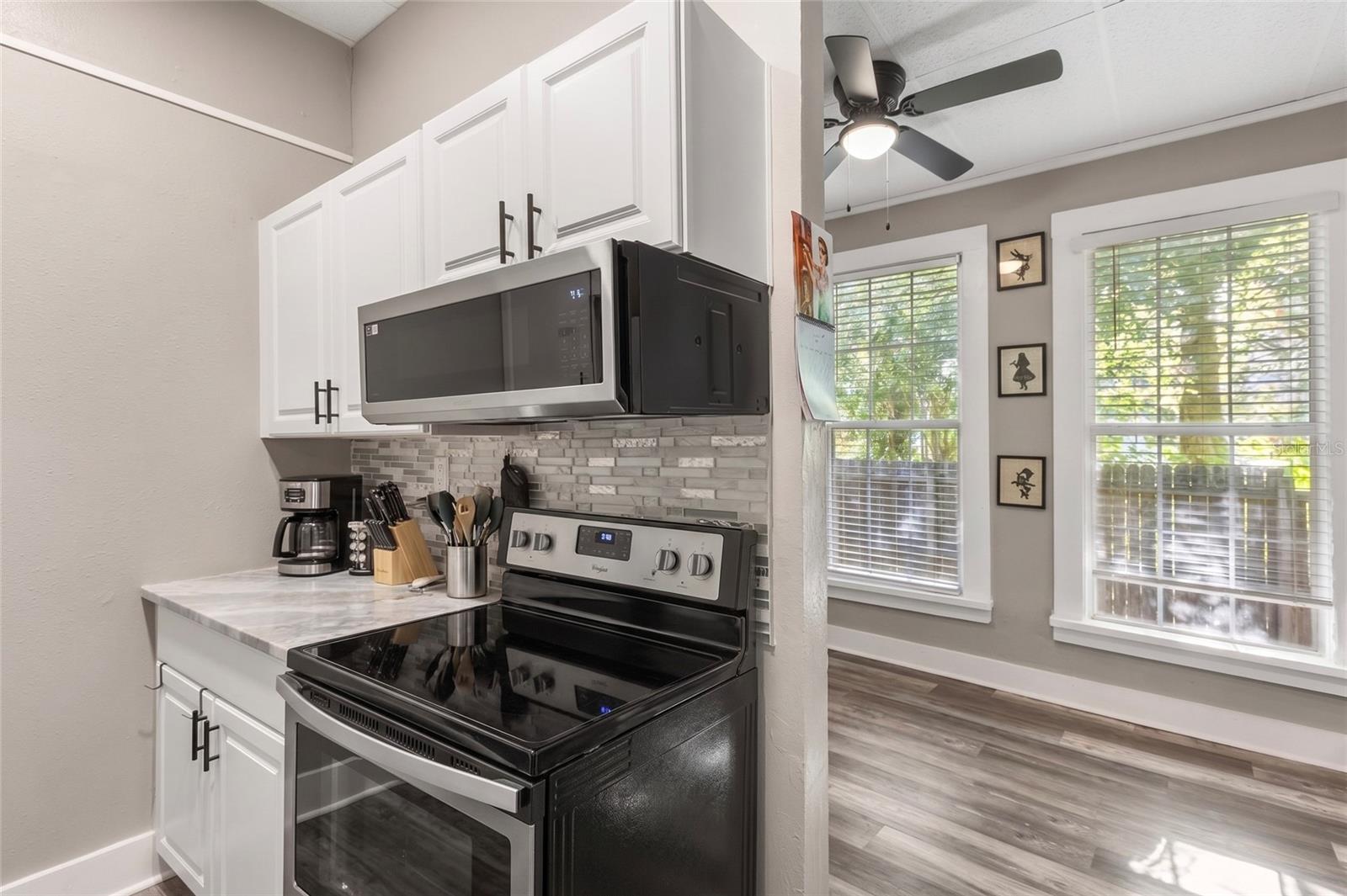 Image 11 of 19 For 829 3rd Street