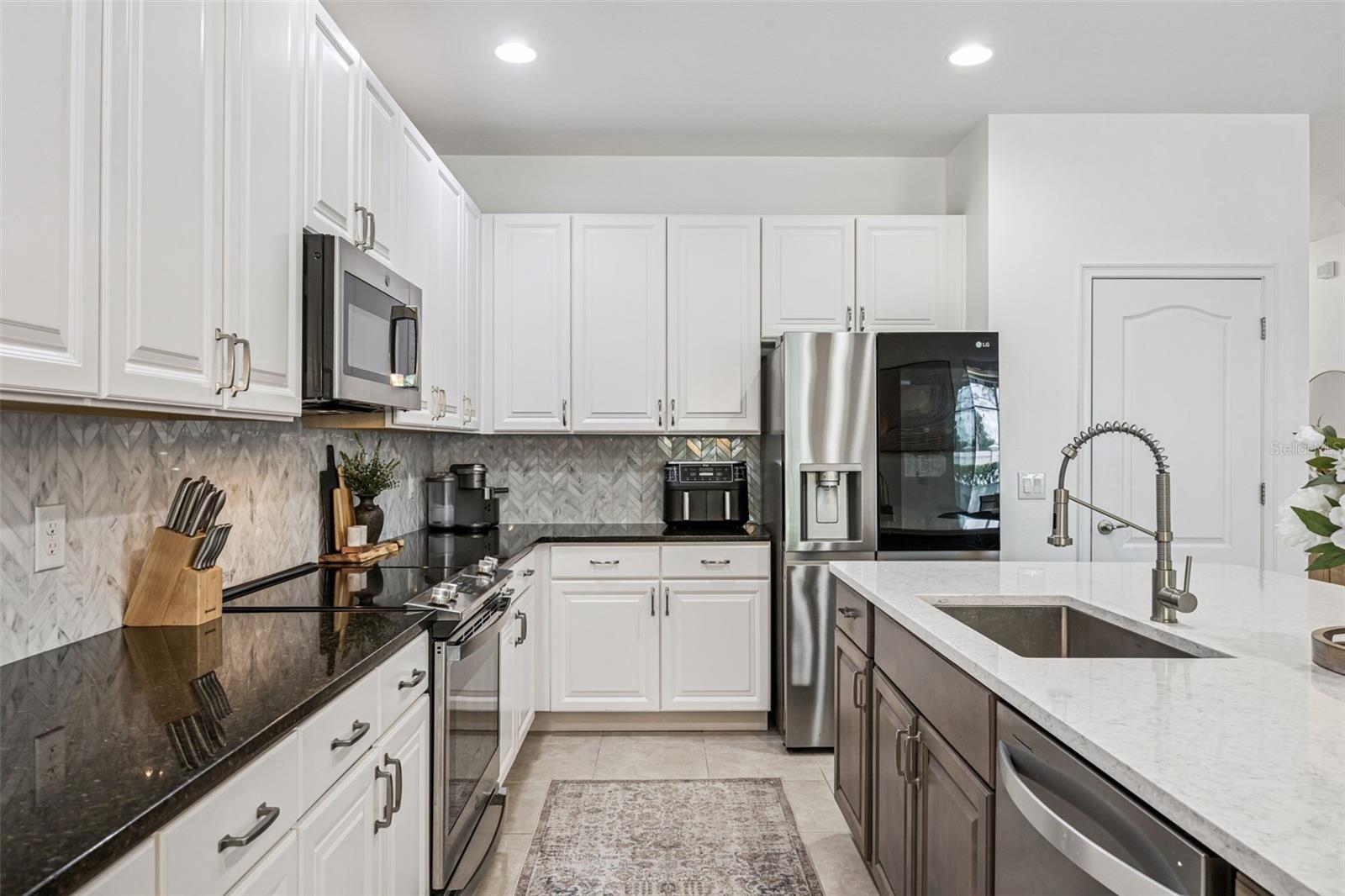 Image 12 of 83 For 4023 Oakrise Loop