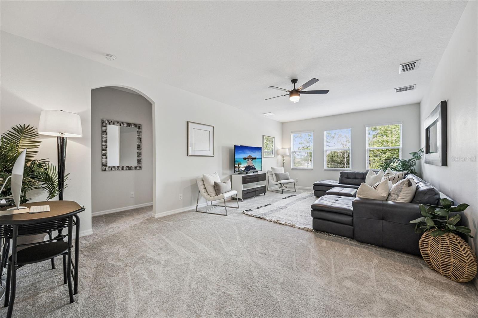 Image 15 of 83 For 4023 Oakrise Loop