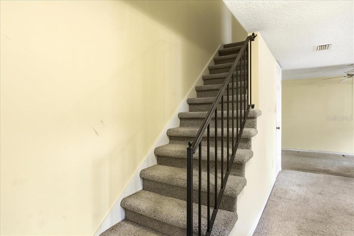Image 13 of 37 For 1412 Oak Place B