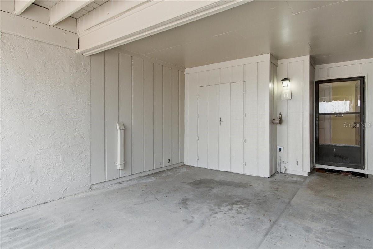 Image 2 of 37 For 1412 Oak Place B