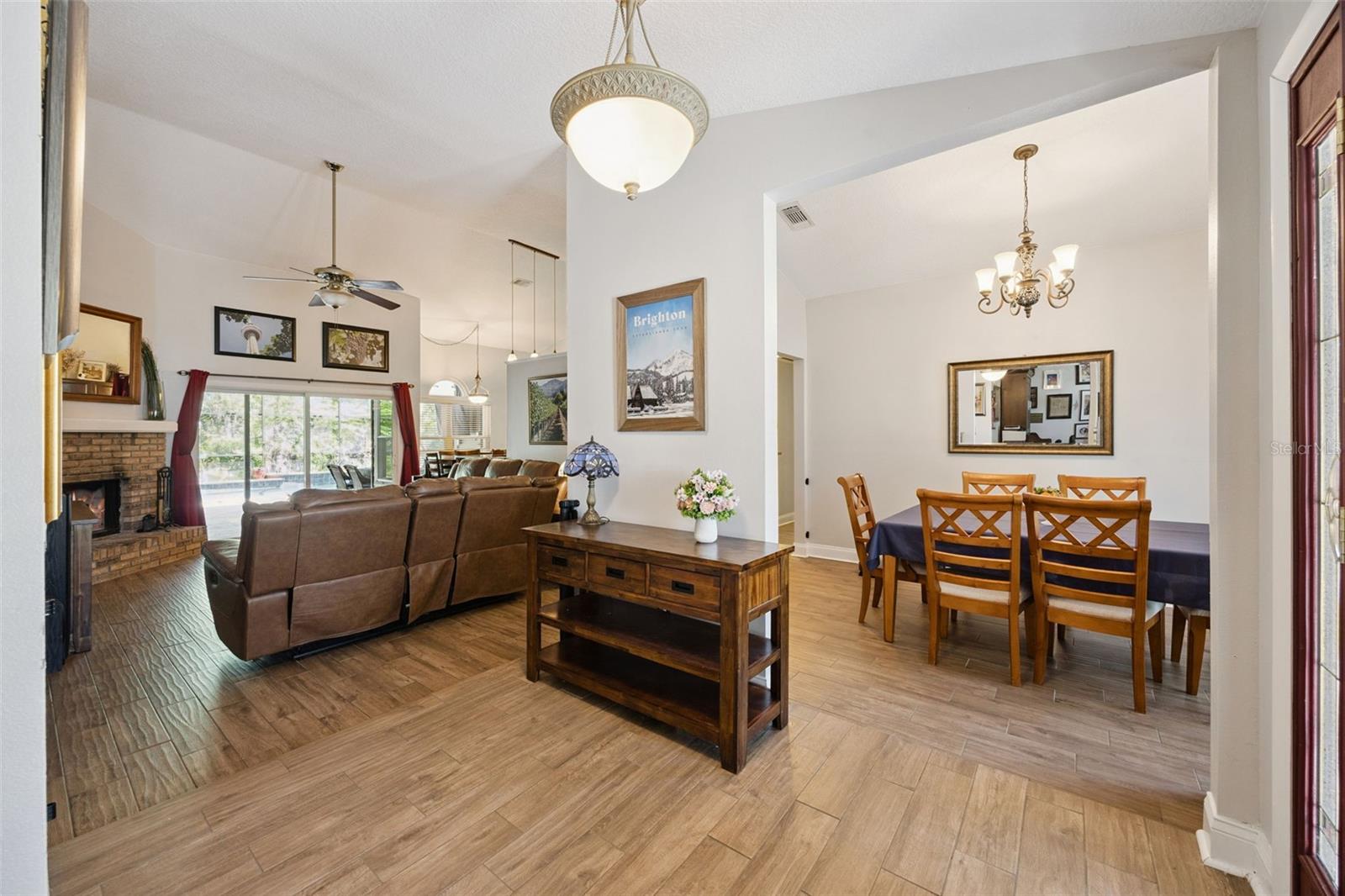 Image 9 of 40 For 2113 Martingale Place