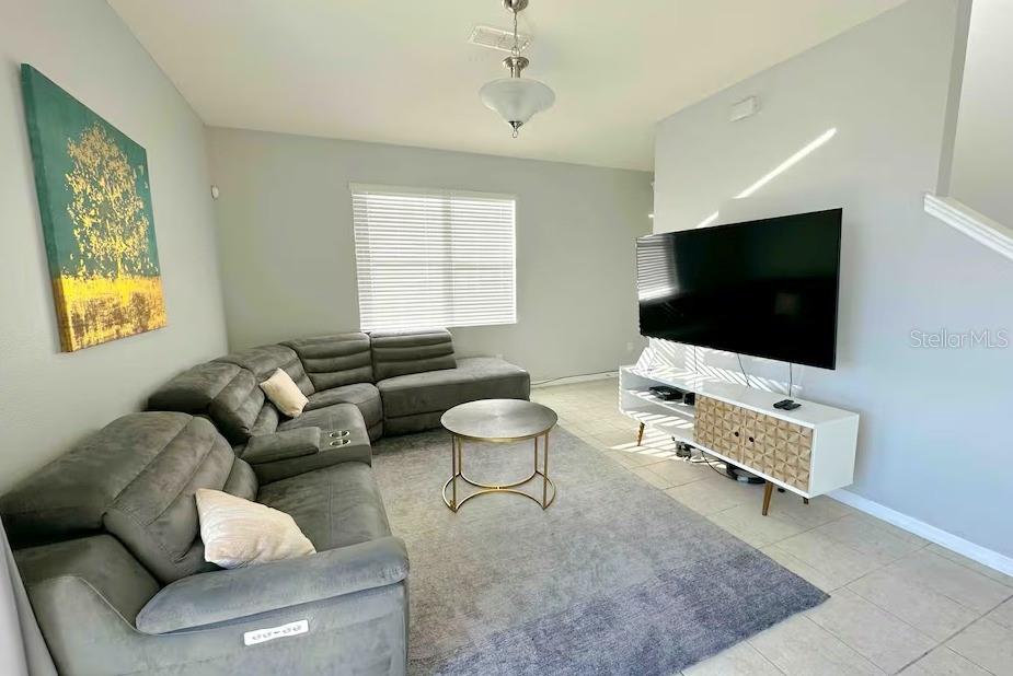 Image 6 of 24 For 471 Las Fuentes Drive