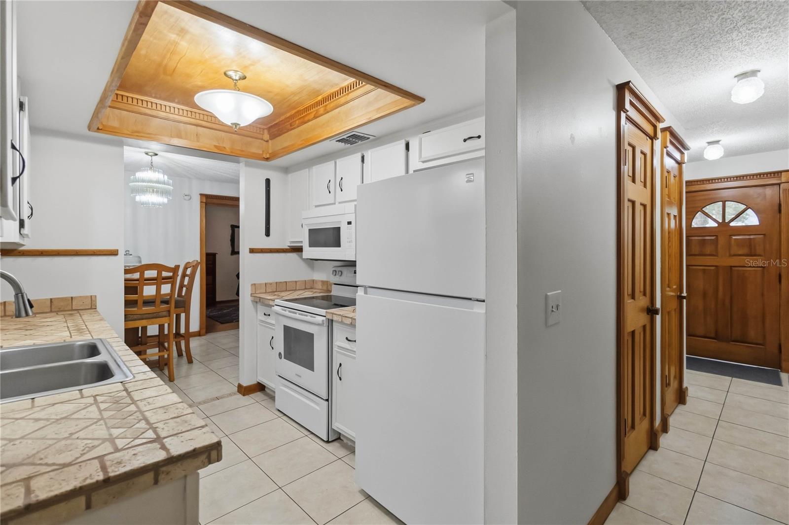 Image 16 of 46 For 1719 Juniper Circle