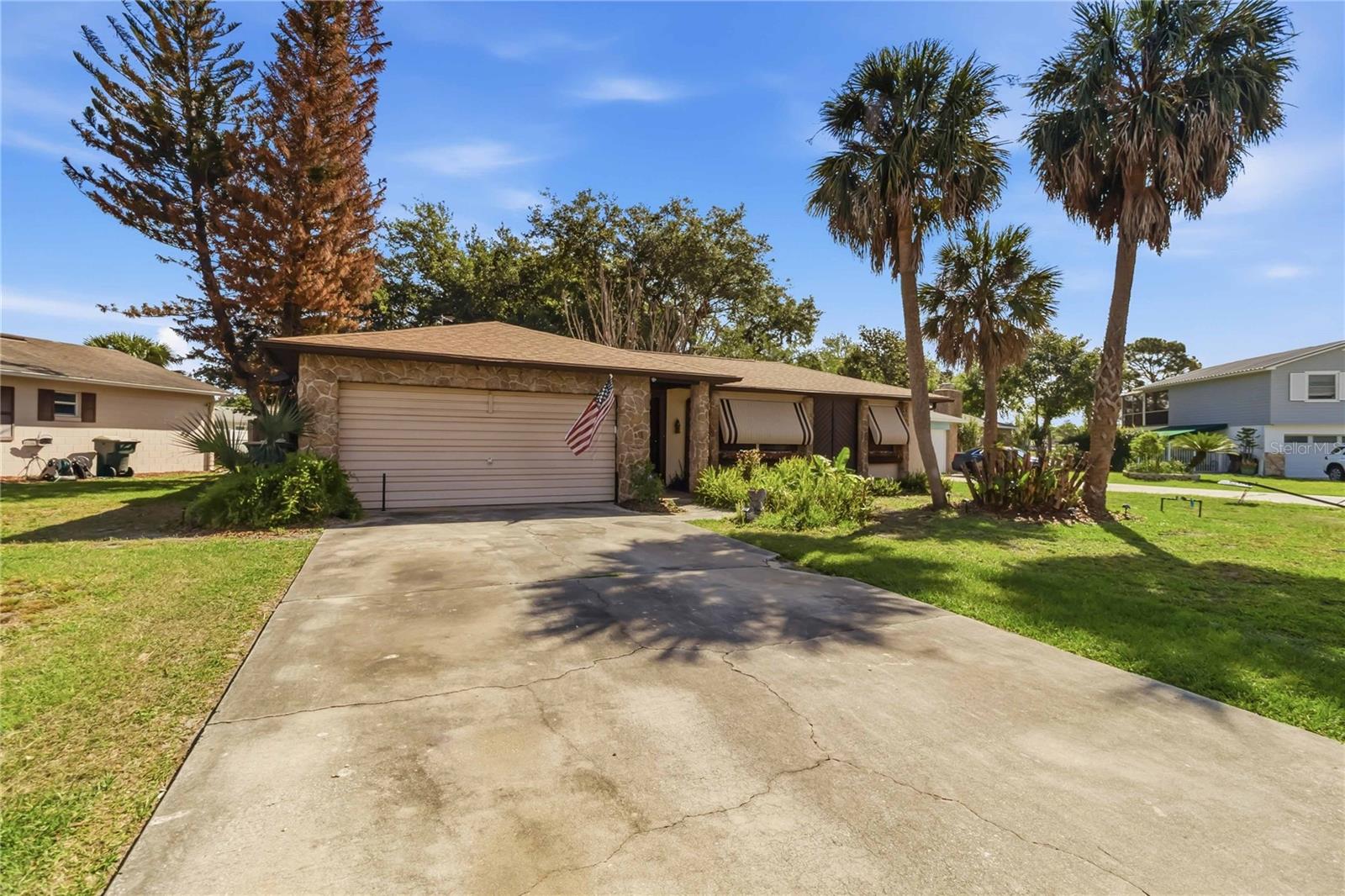 Image 2 of 46 For 1719 Juniper Circle