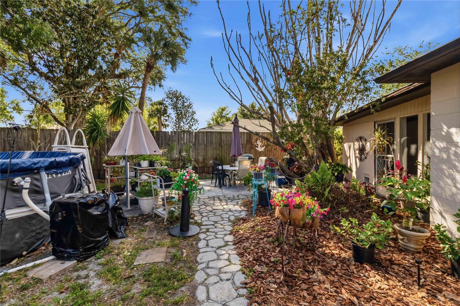 Image 40 of 46 For 1719 Juniper Circle