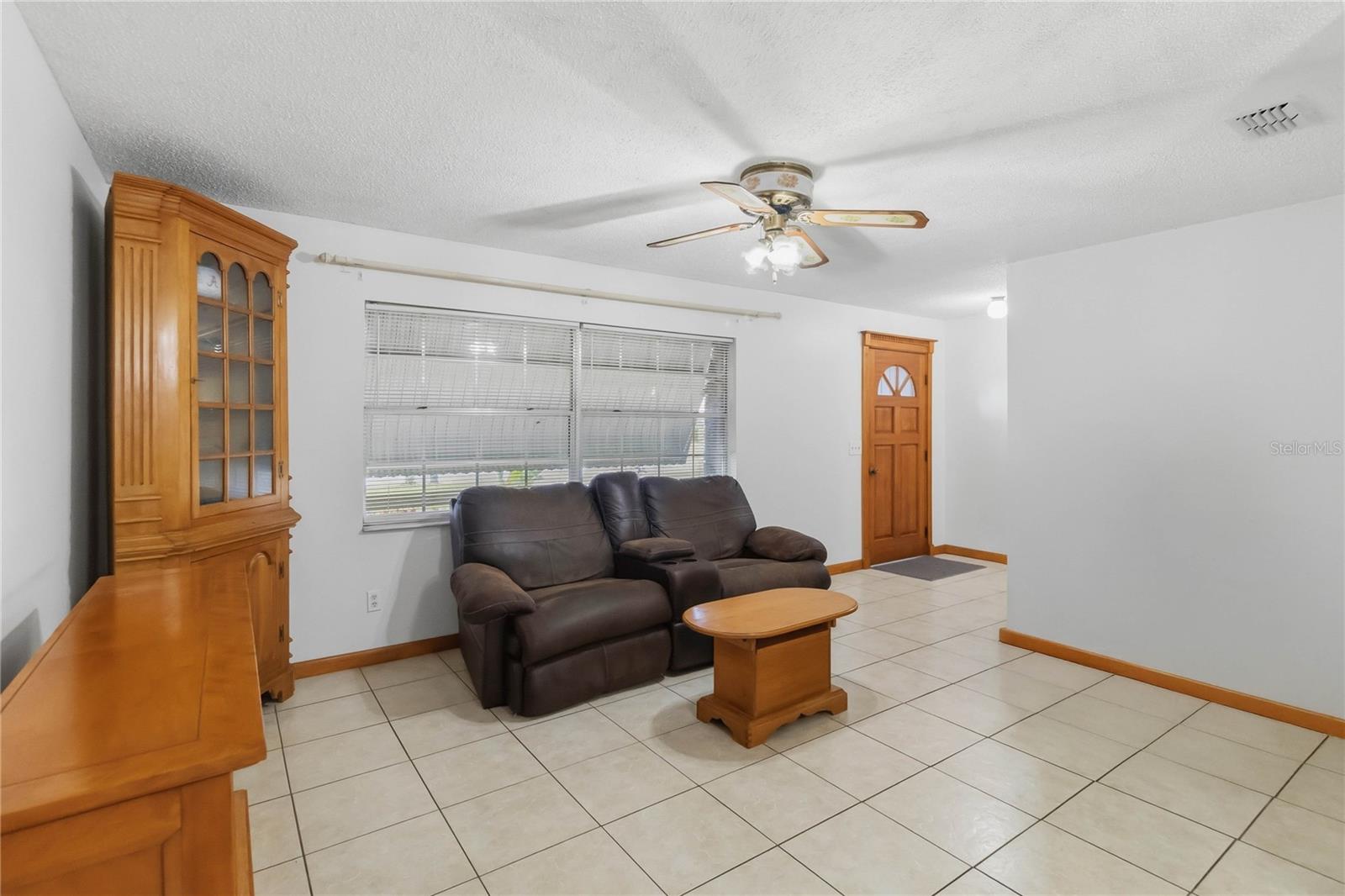 Image 6 of 46 For 1719 Juniper Circle
