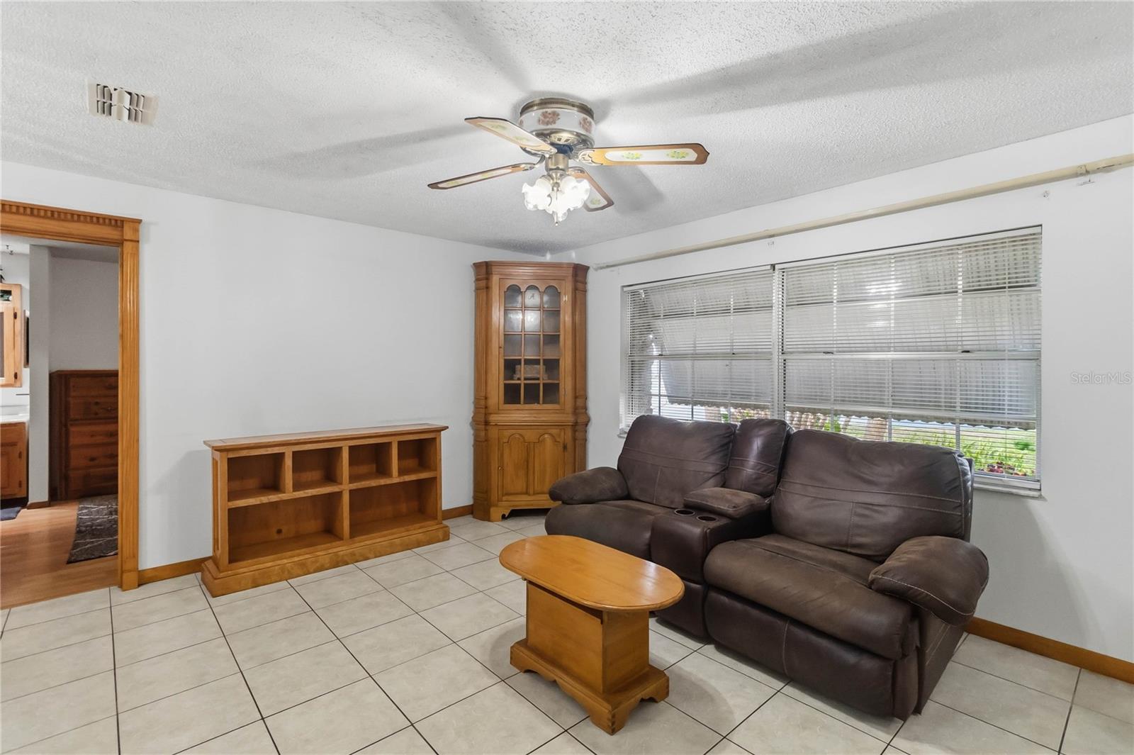 Image 7 of 46 For 1719 Juniper Circle