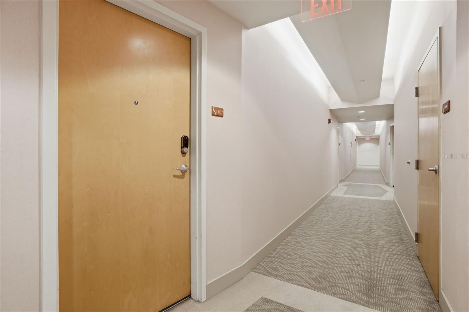 Image 20 of 36 For 155 Court Avenue 1107