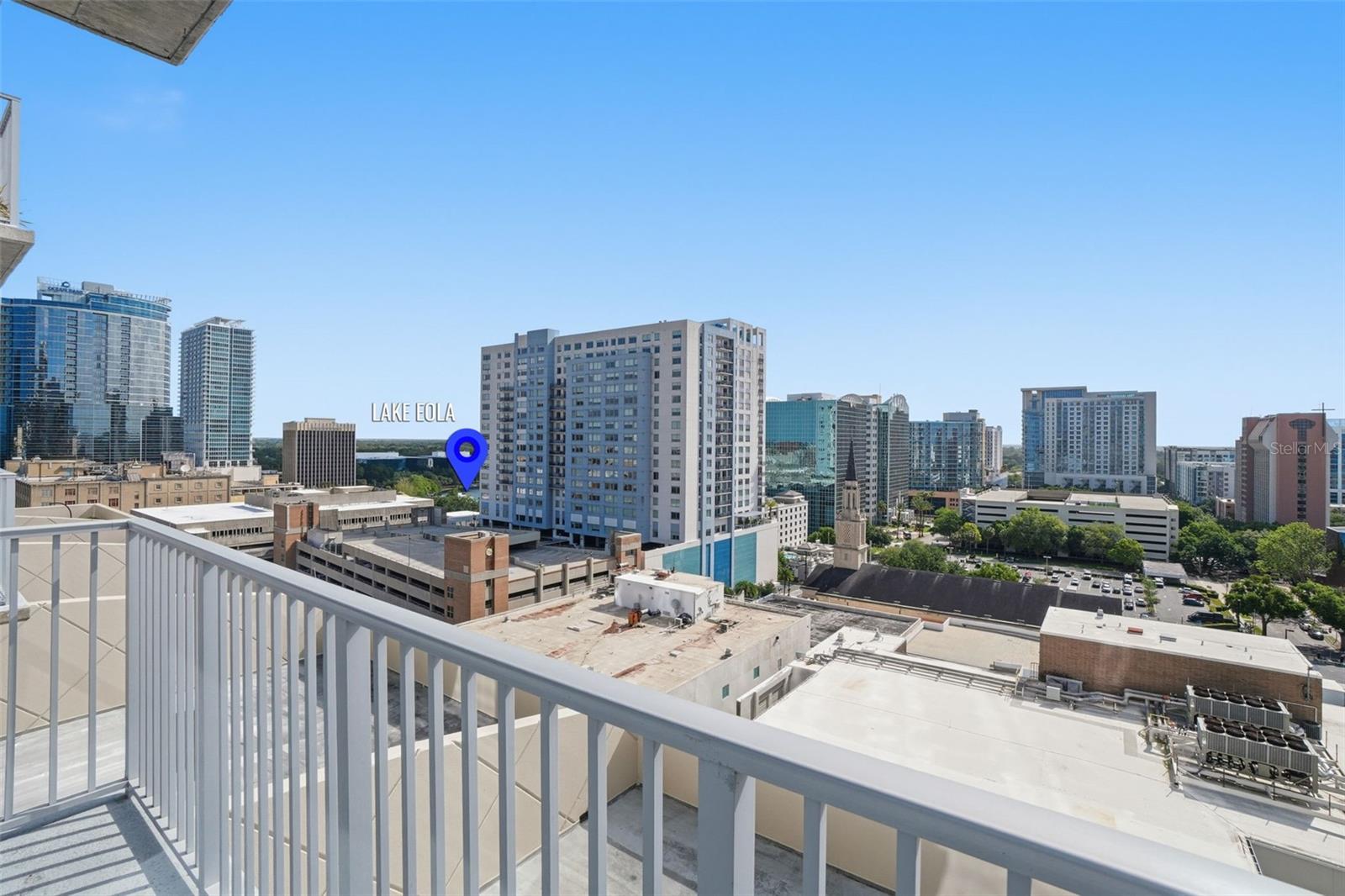 Image 22 of 36 For 155 Court Avenue 1107