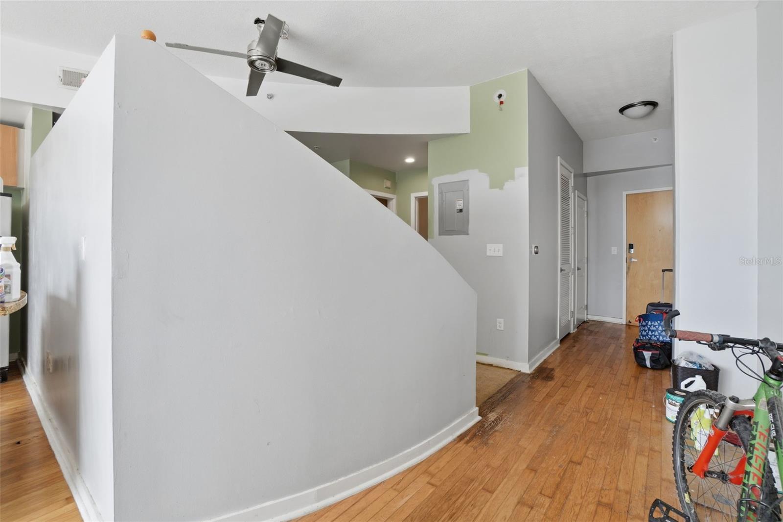 Image 29 of 36 For 155 Court Avenue 1107