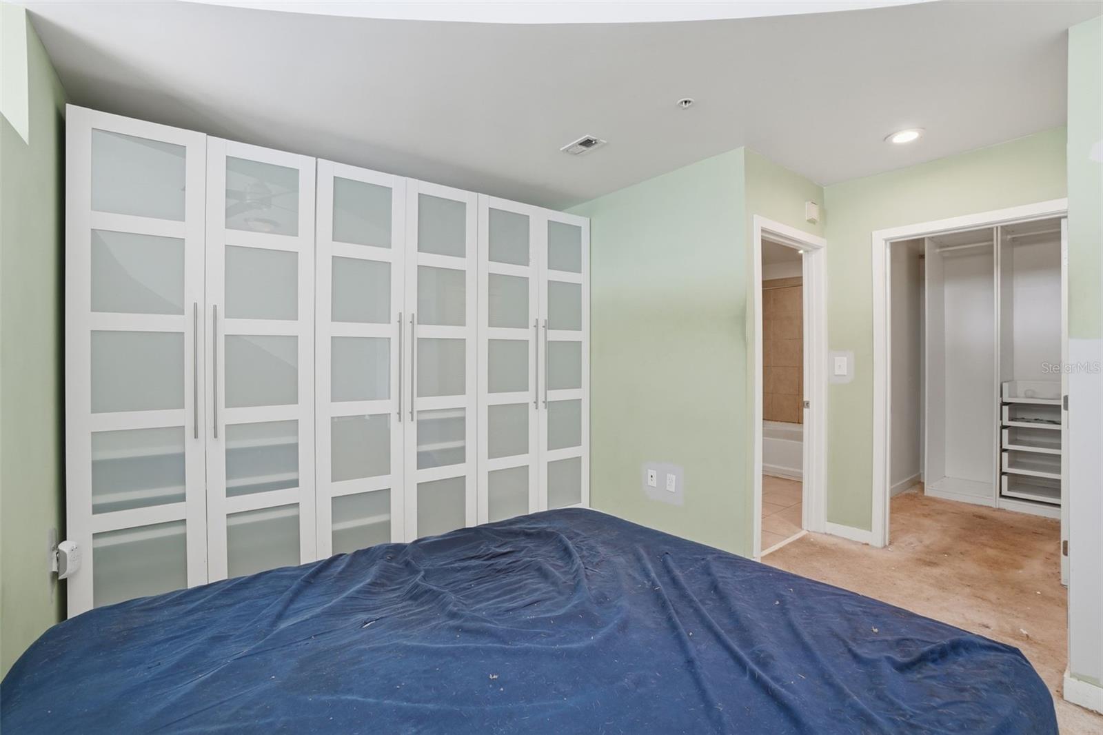 Image 34 of 36 For 155 Court Avenue 1107