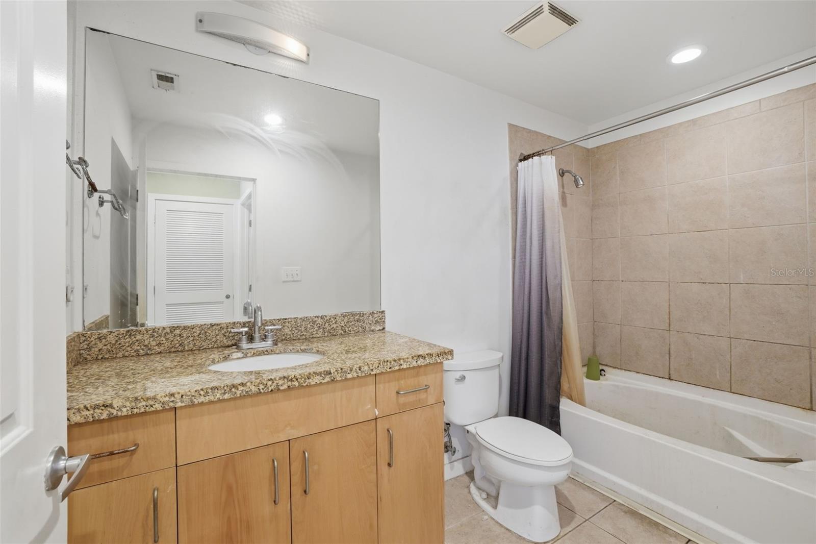 Image 35 of 36 For 155 Court Avenue 1107