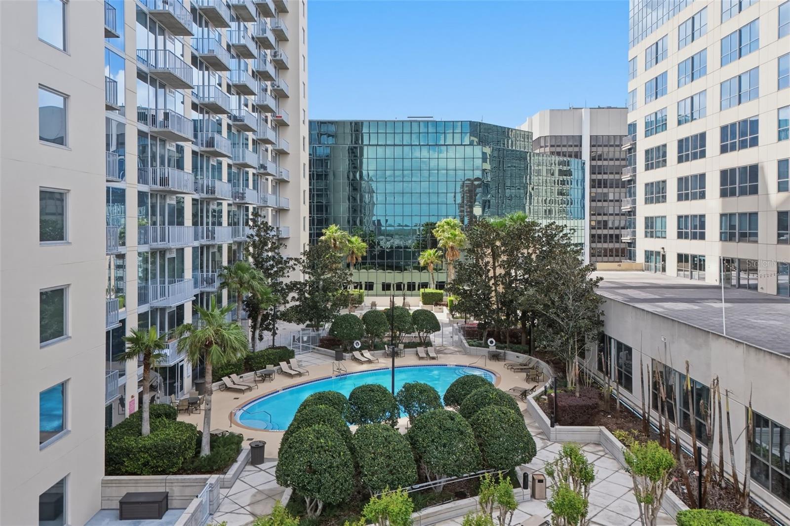 Image 4 of 36 For 155 Court Avenue 1107