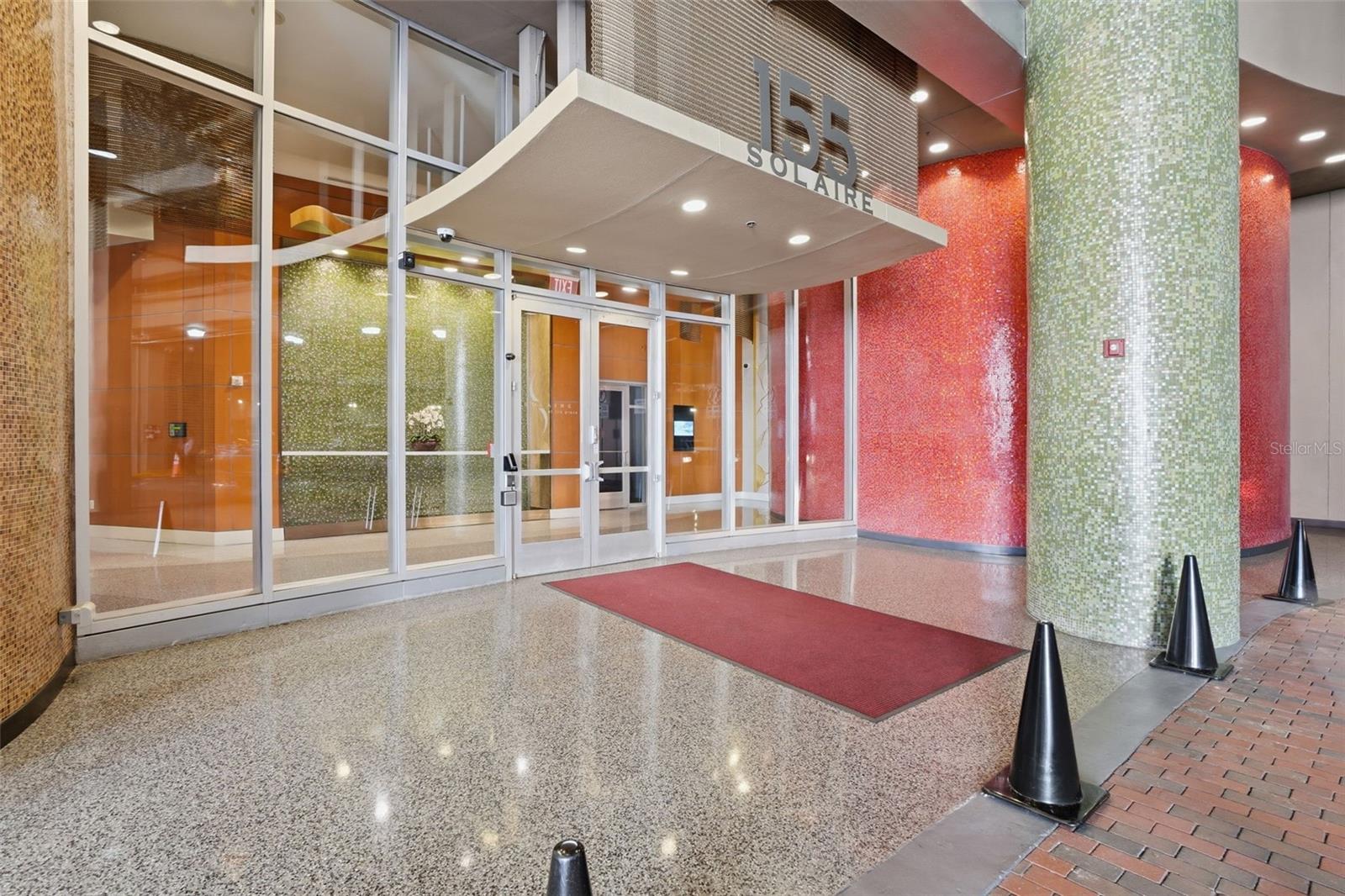 Image 7 of 36 For 155 Court Avenue 1107