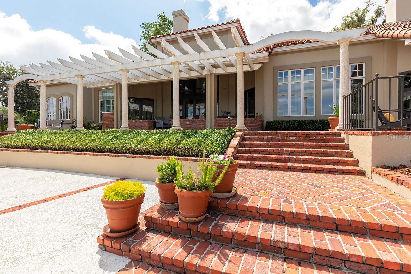 Image 65 of 100 For 1351 Classic Court