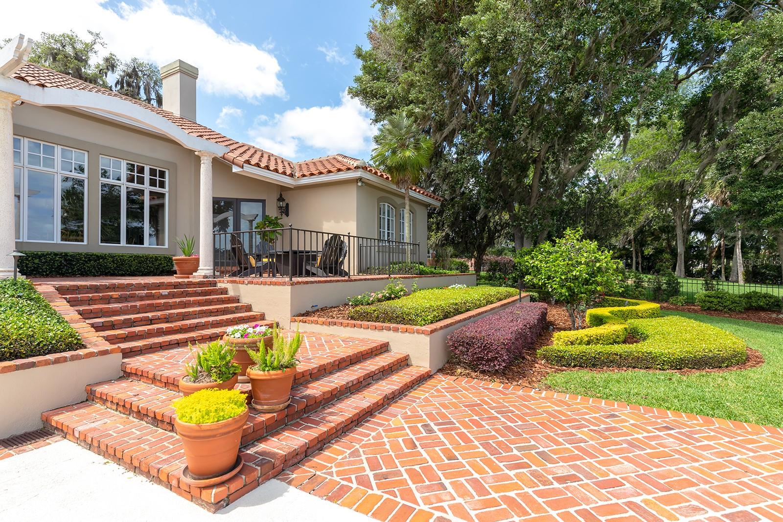 Image 66 of 100 For 1351 Classic Court