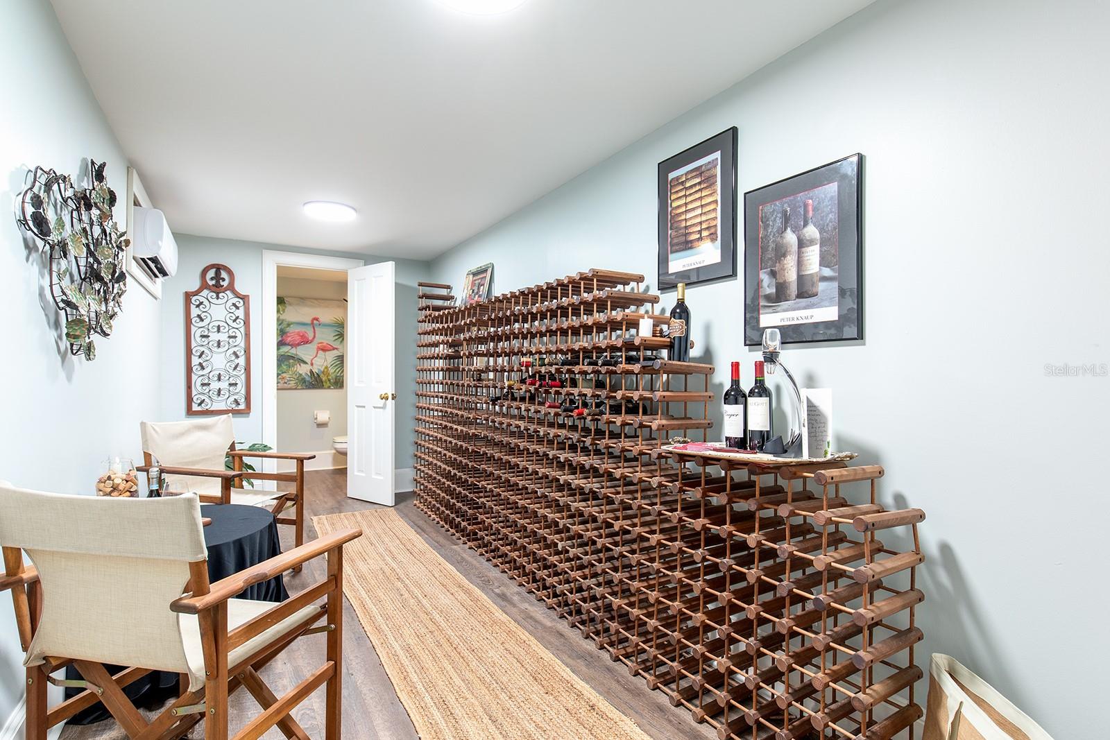 Image 91 of 100 For 1351 Classic Court