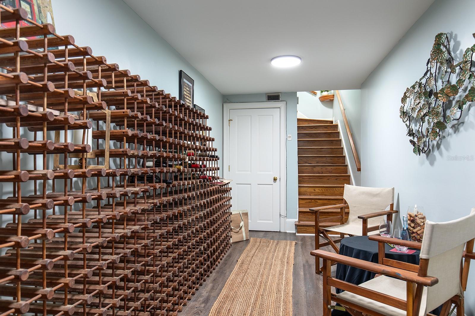 Image 93 of 100 For 1351 Classic Court