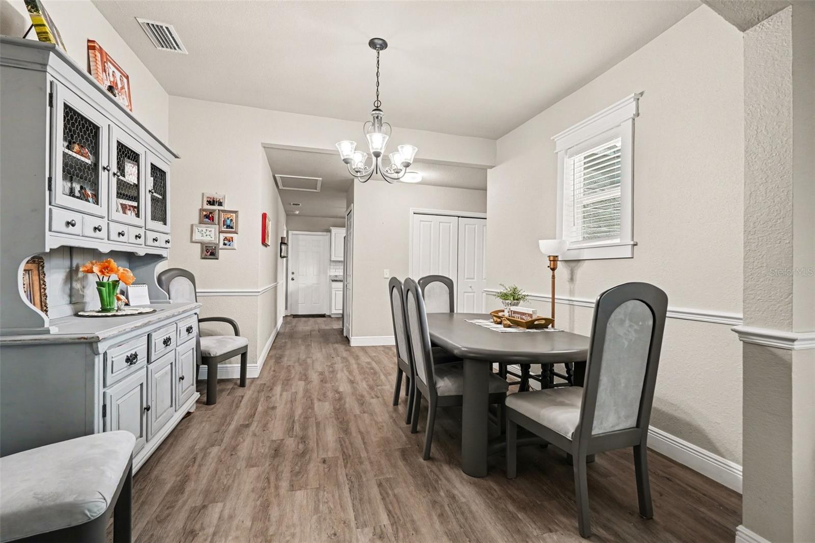 Image 5 of 27 For 604 Pennsylvania Avenue