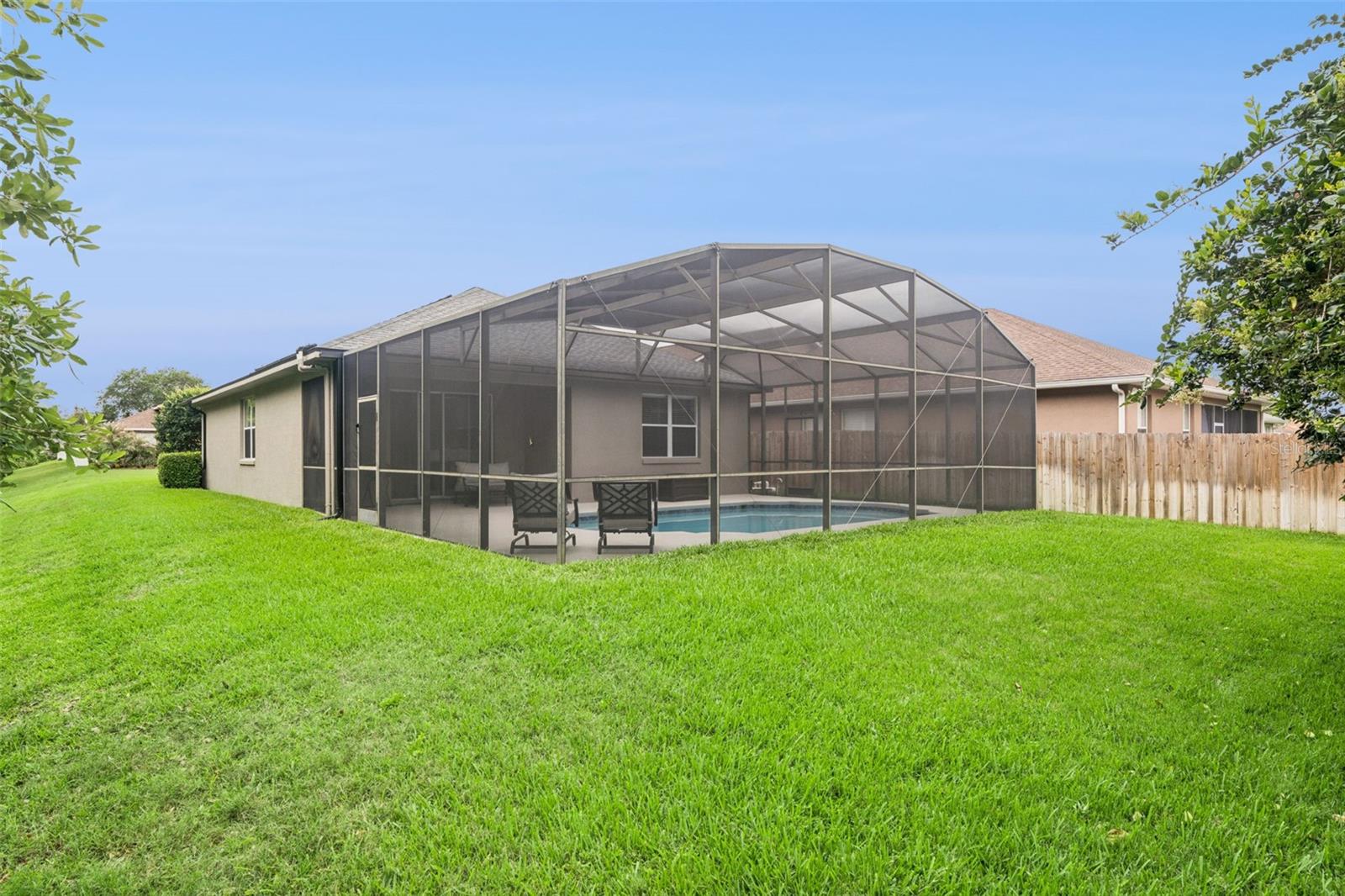 Image 26 of 37 For 1175 Newberg Court