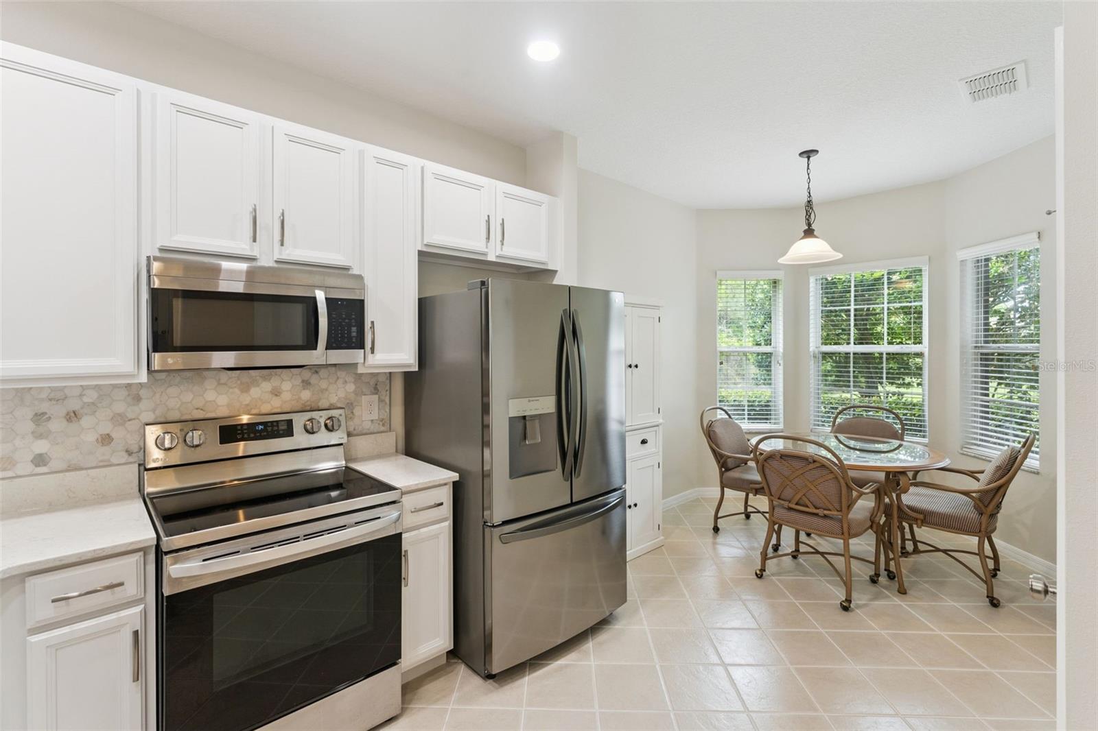 Image 5 of 37 For 1175 Newberg Court