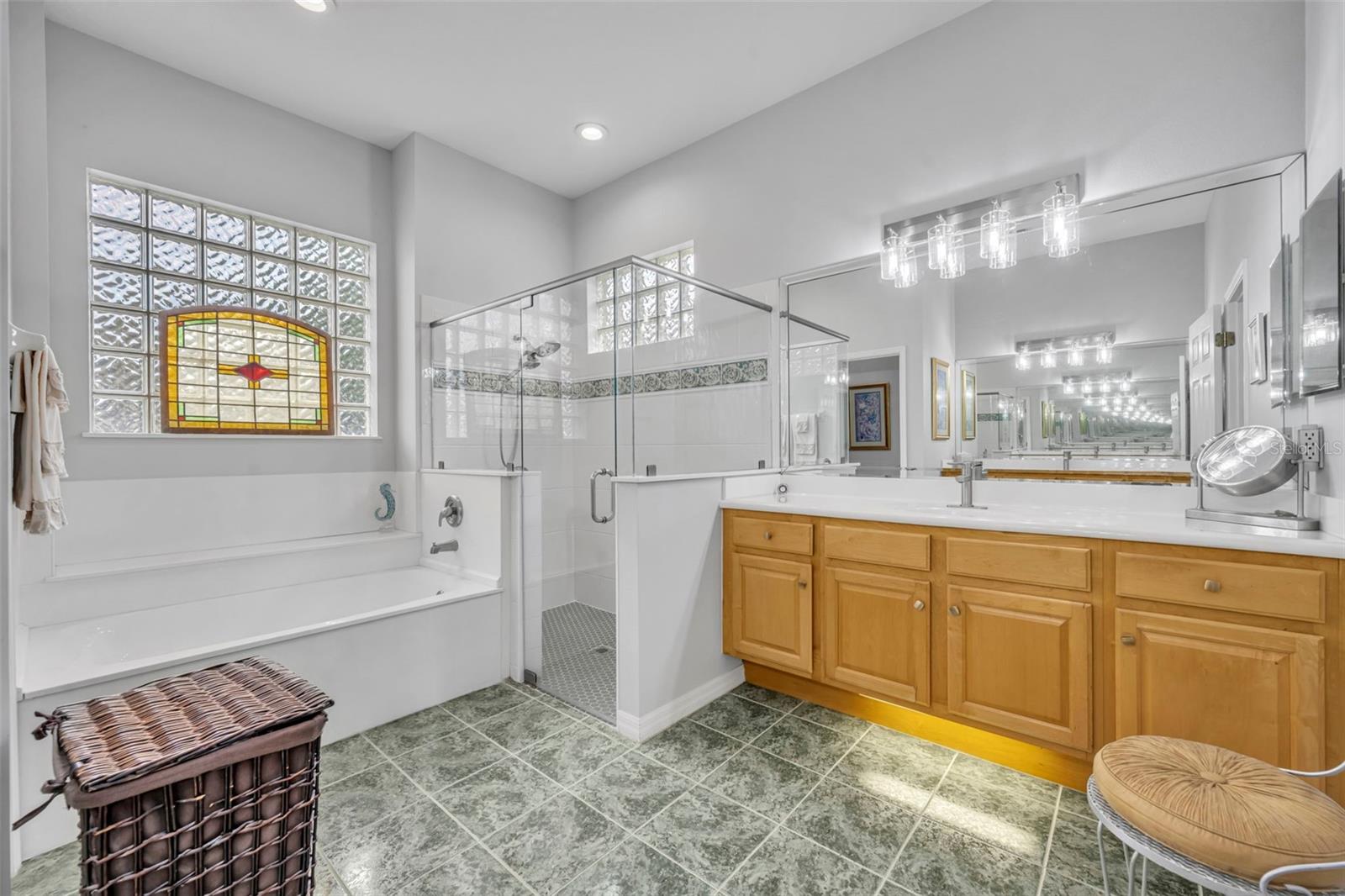 Image 26 of 45 For 652 Field Club Circle