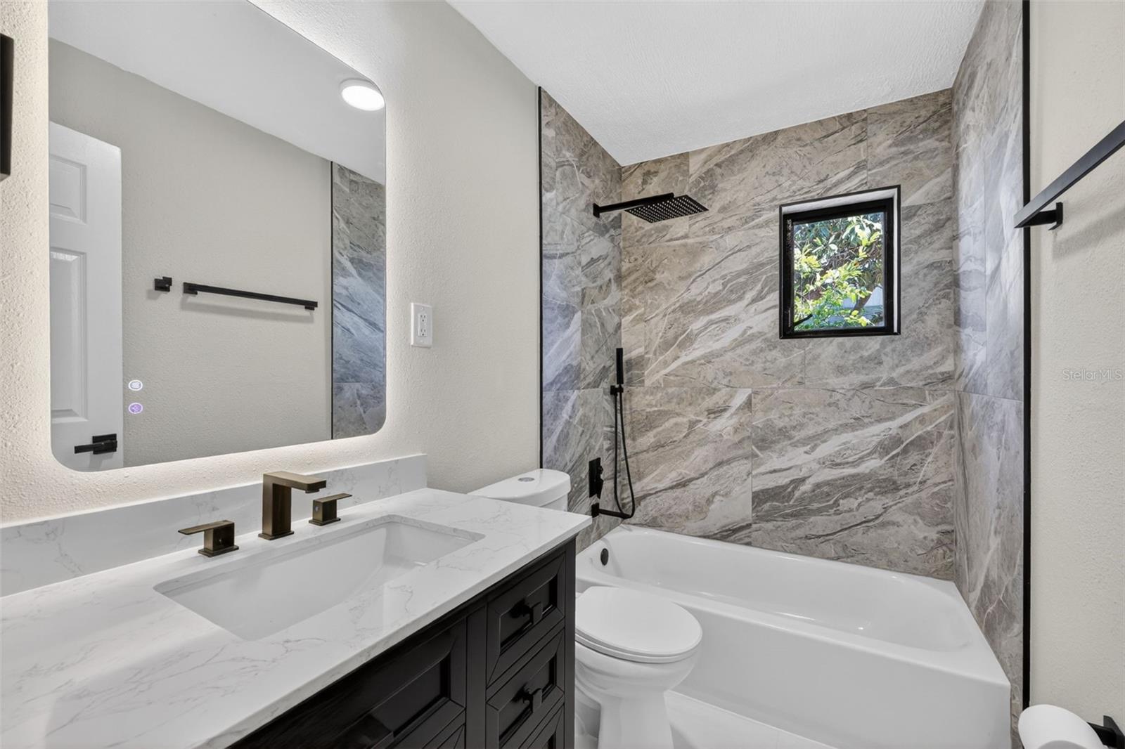 Image 13 of 20 For 11781 128th Avenue