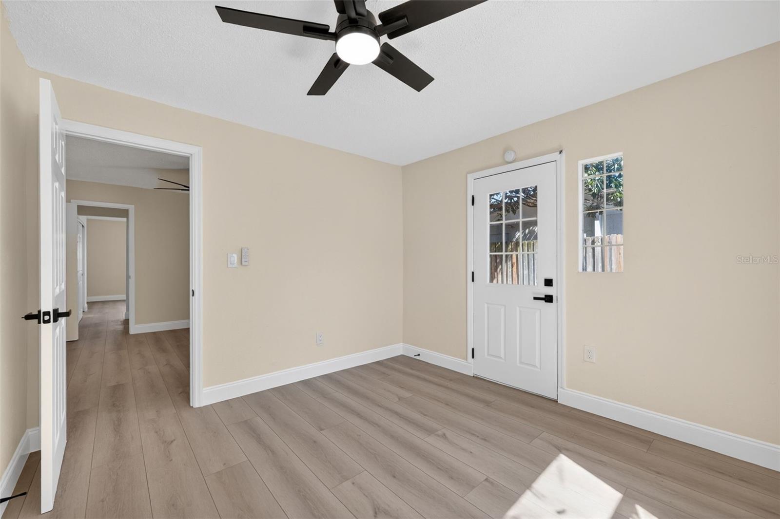 Image 19 of 20 For 11781 128th Avenue