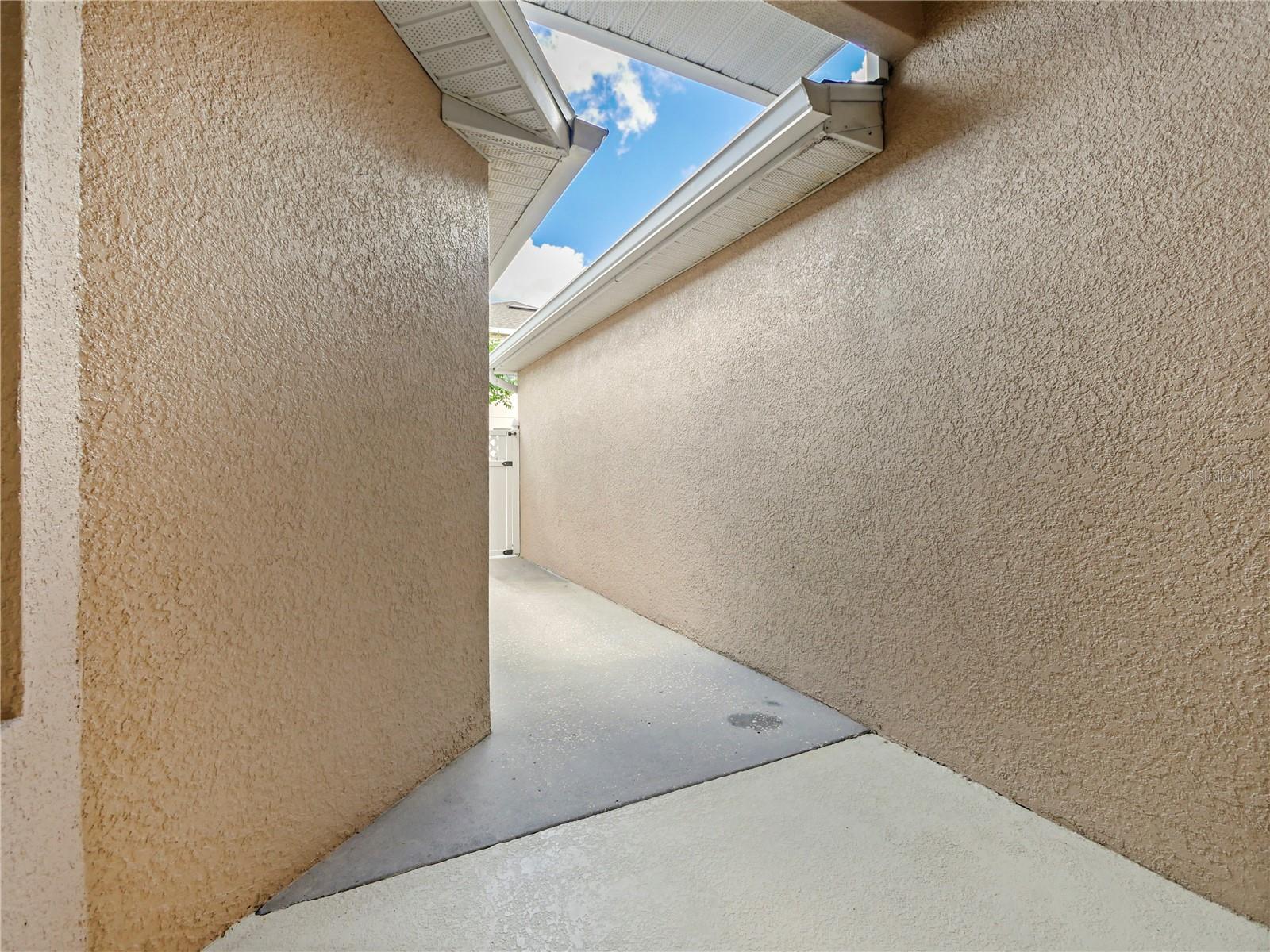 Image 31 of 42 For 13679 Eridanus Drive