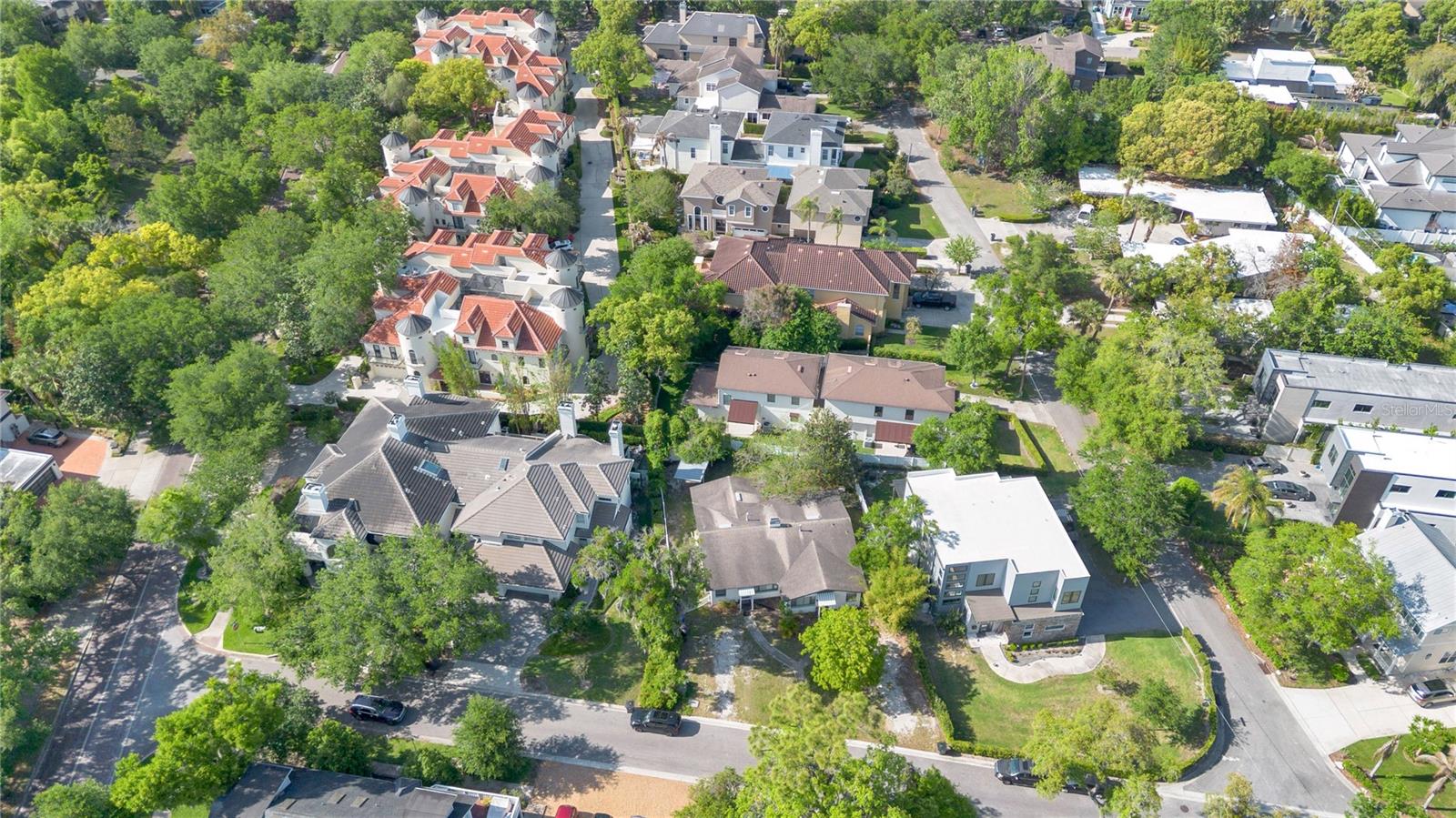 Image 13 of 16 For 521 Fairfax Avenue