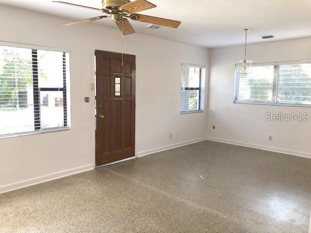 Image 8 of 16 For 521 Fairfax Avenue