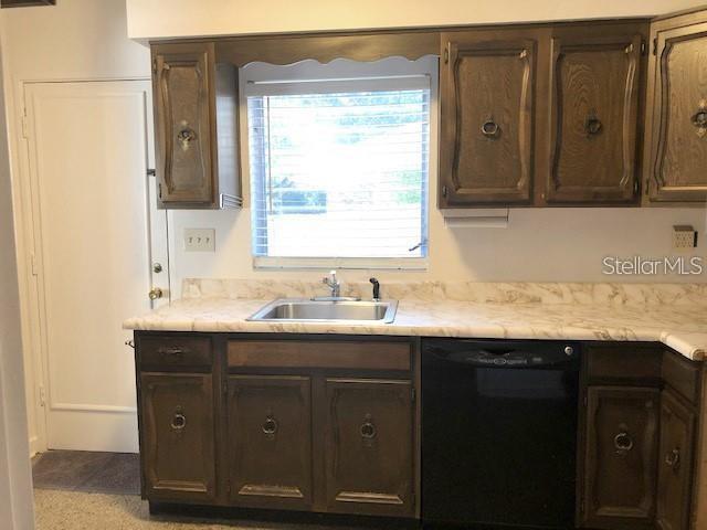 Image 9 of 16 For 521 Fairfax Avenue