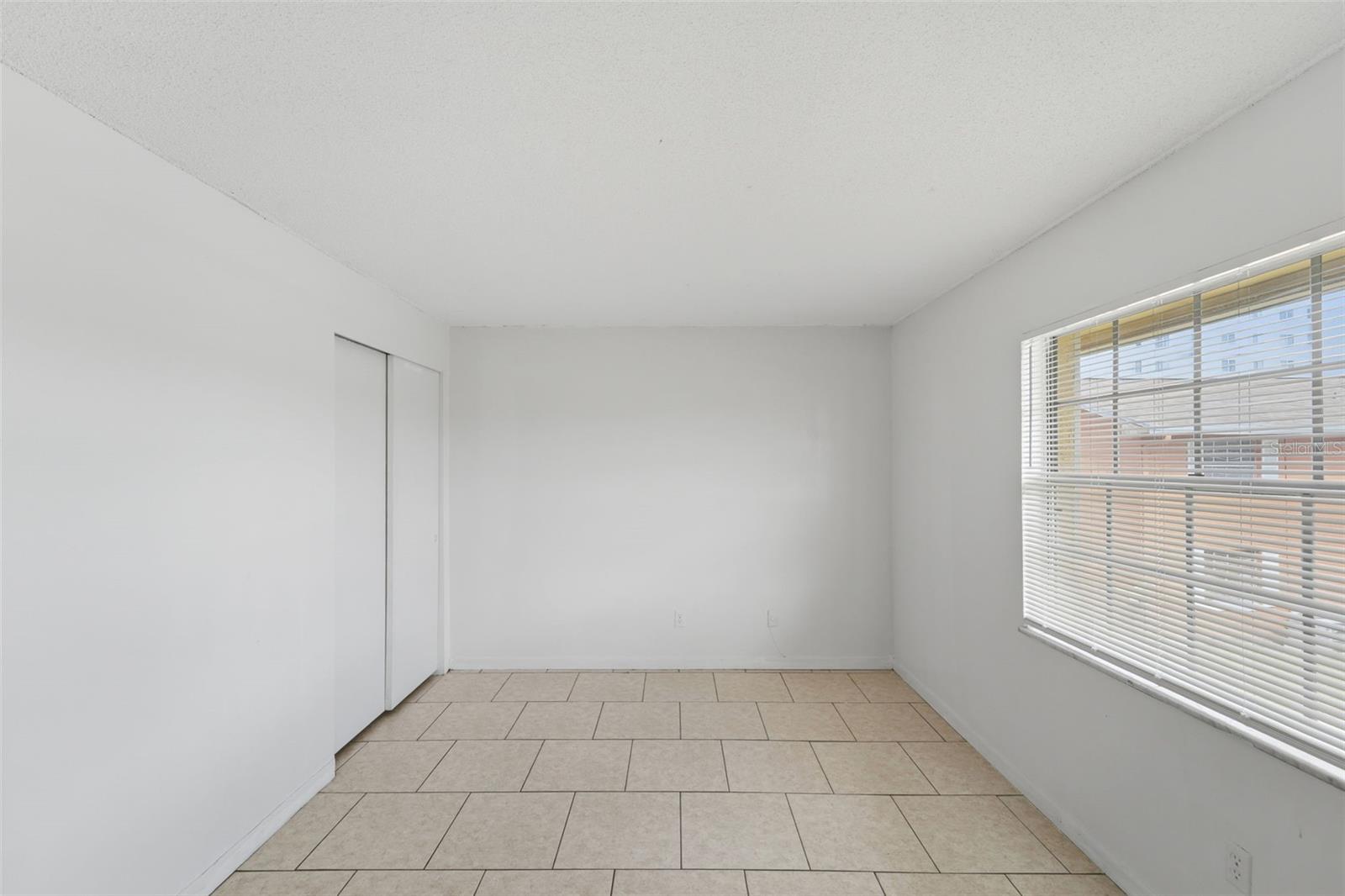 Image 10 of 23 For 1655 Oak Ridge Road D