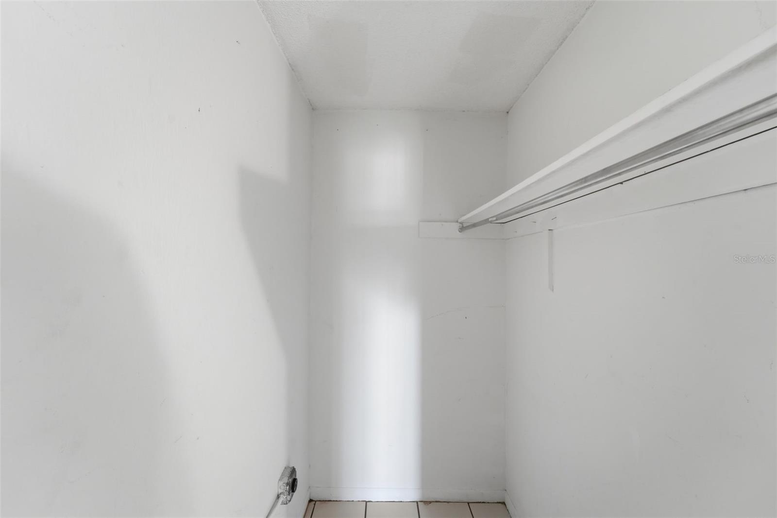 Image 15 of 23 For 1655 Oak Ridge Road D