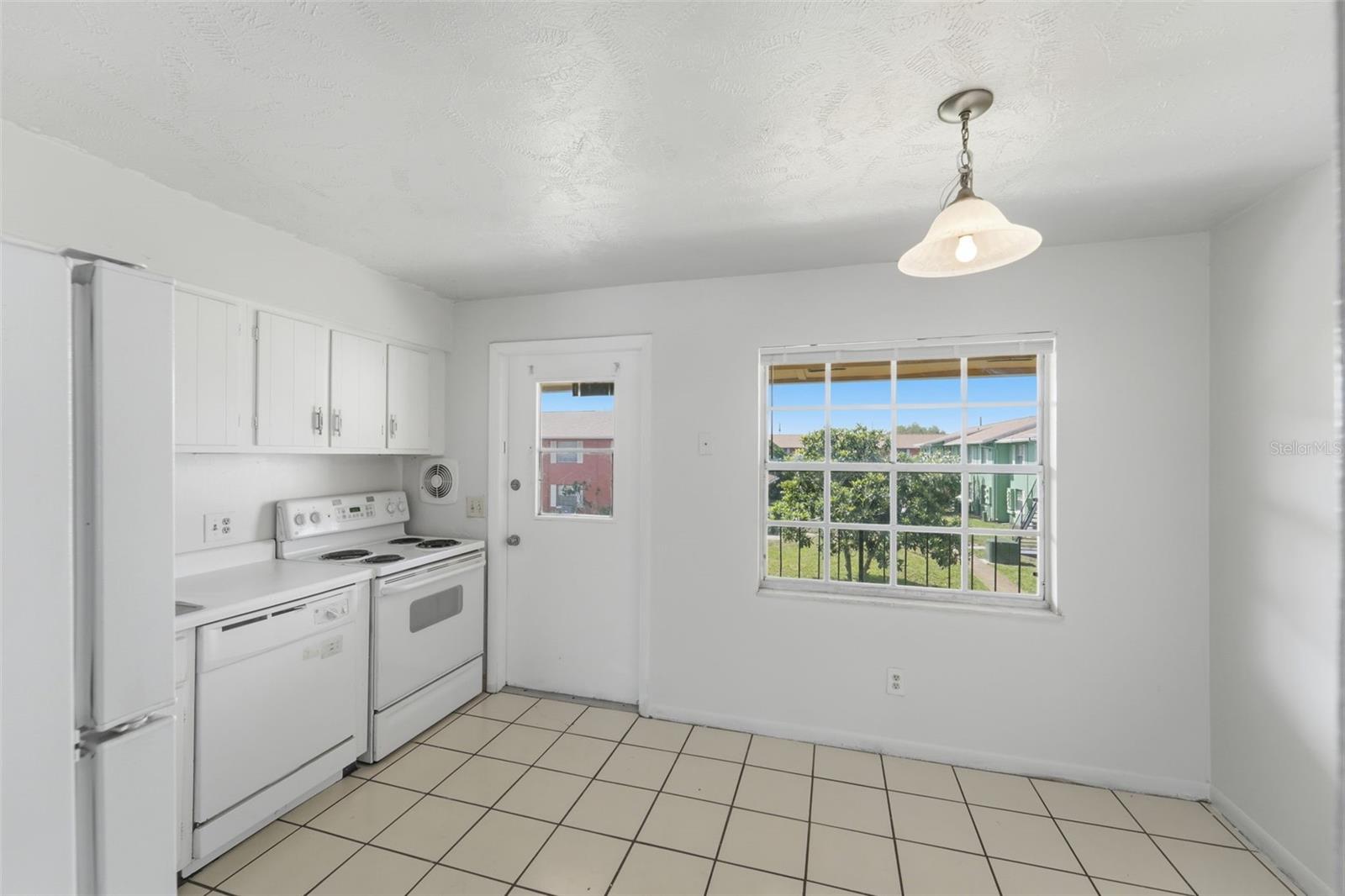 Image 20 of 23 For 1655 Oak Ridge Road D