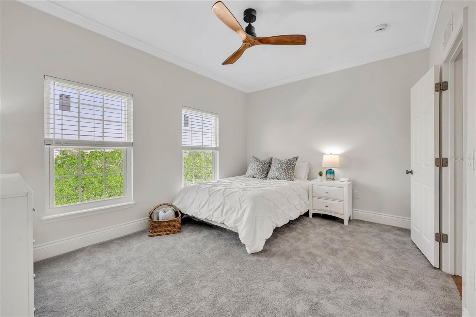 Image 25 of 54 For 1389 Chatfield Place