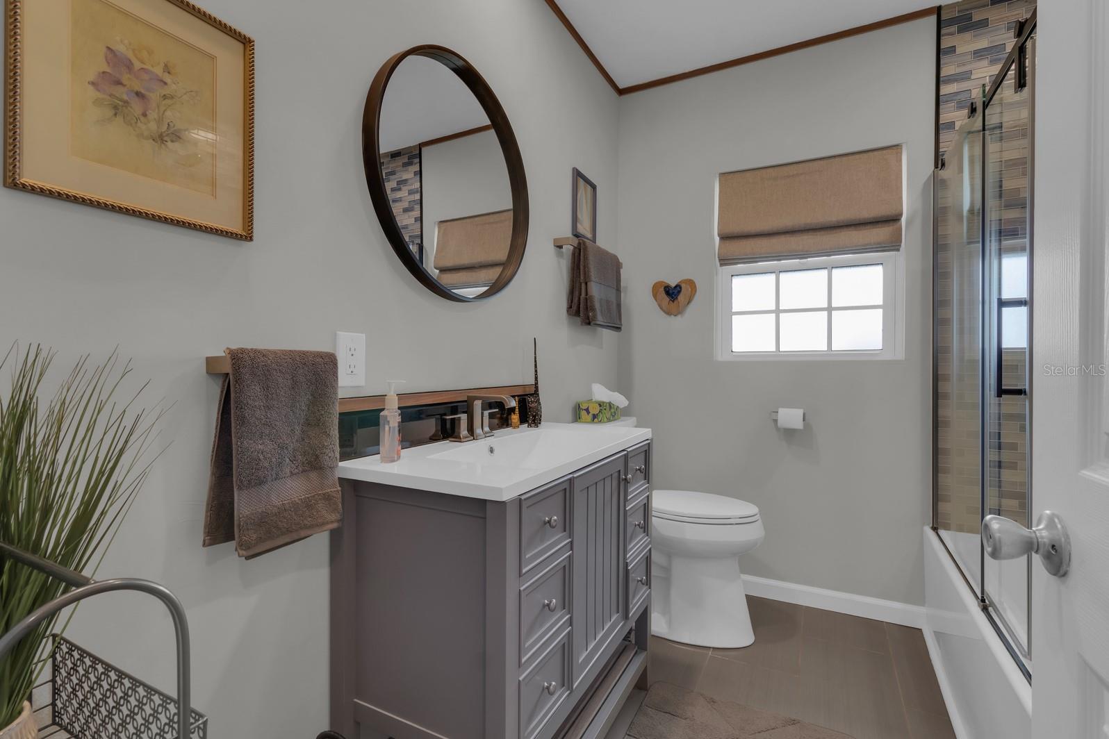 Image 13 of 21 For 1322 Riverside Drive