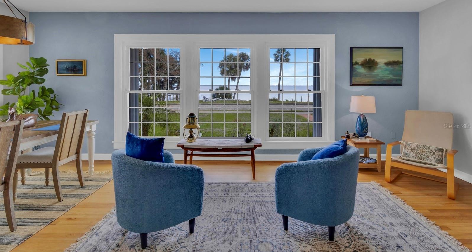 Image 4 of 21 For 1322 Riverside Drive