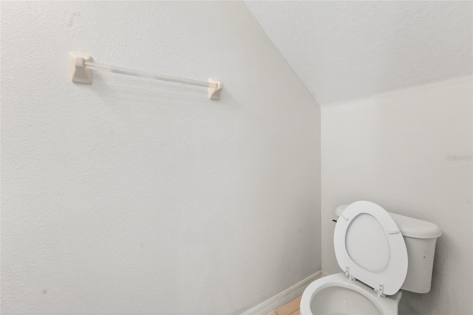 Image 12 of 46 For 216 Deepcove Road