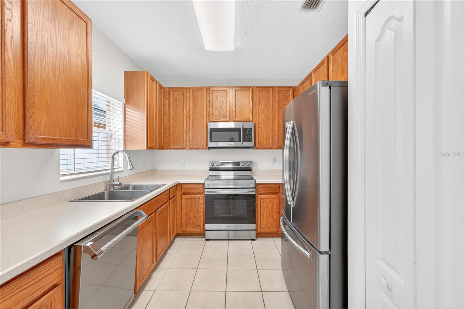 Image 16 of 46 For 216 Deepcove Road