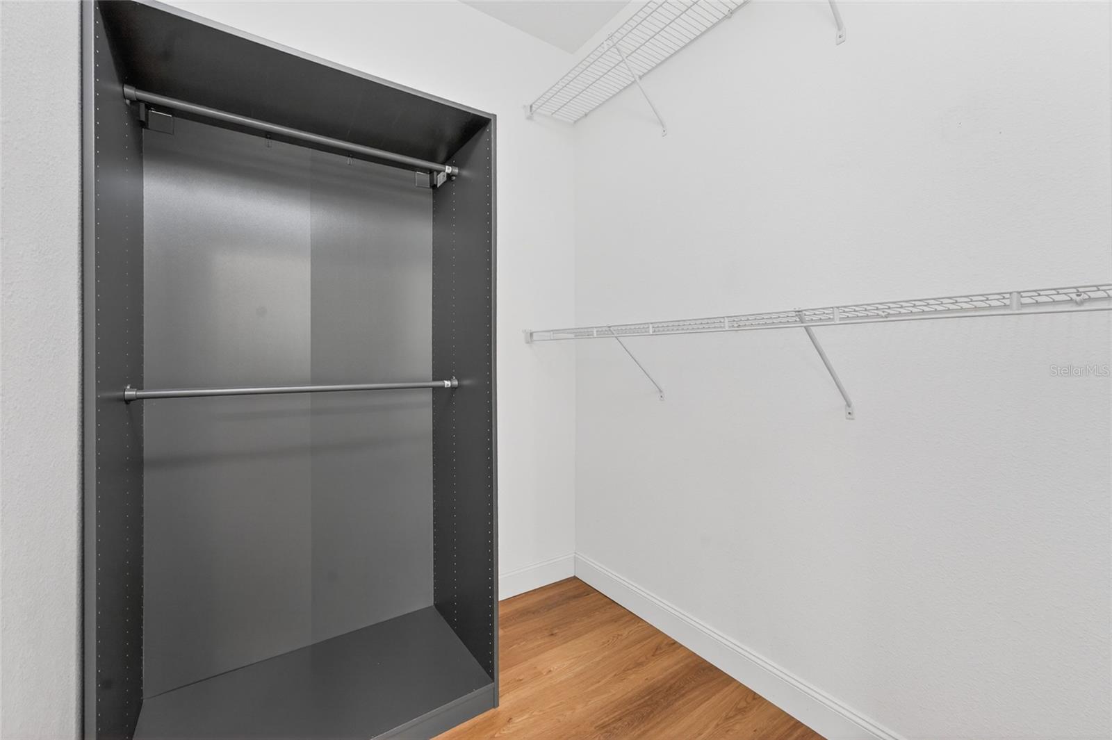 Image 22 of 46 For 216 Deepcove Road