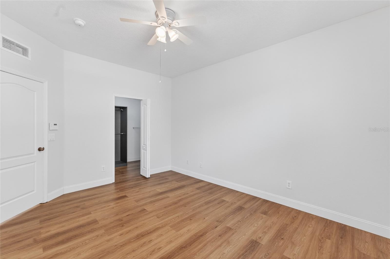 Image 30 of 46 For 216 Deepcove Road