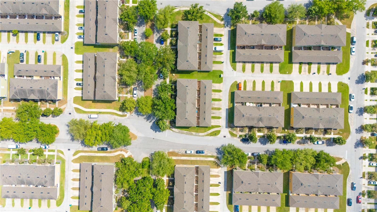 Image 42 of 46 For 216 Deepcove Road