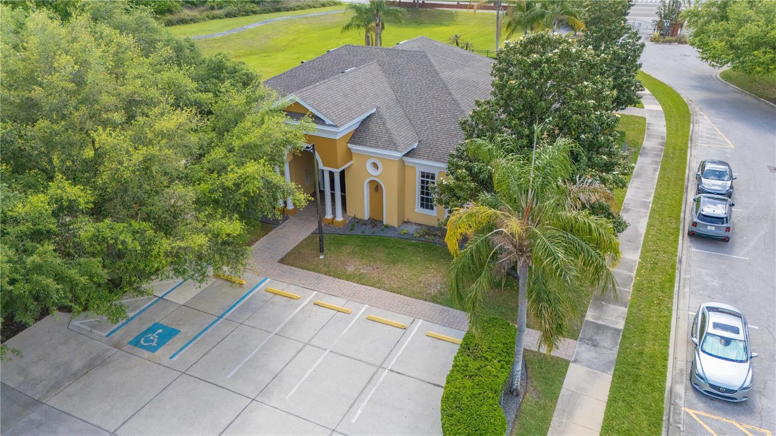 Image 44 of 46 For 216 Deepcove Road